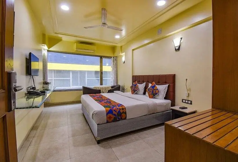 اتاق لوکس, Fabhotel Sr Wakad   Nr Mall Of Millenium