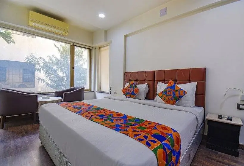 اتاق لوکس, Fabhotel Sr Wakad   Nr Mall Of Millenium