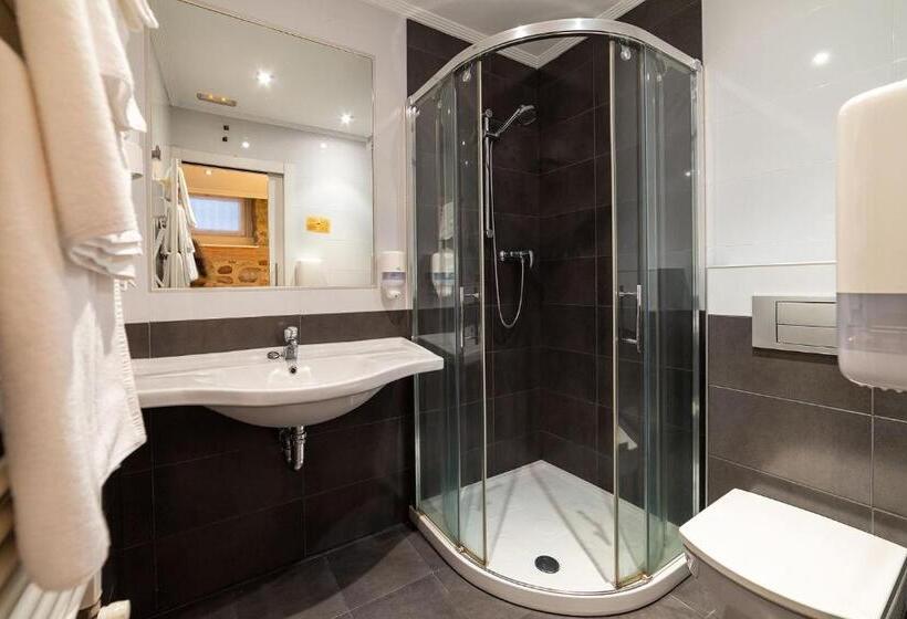 اتاق استاندارد اینتریور, Pension Aida