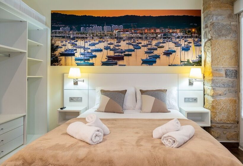 استودیوی استاندارد, Pension Aida