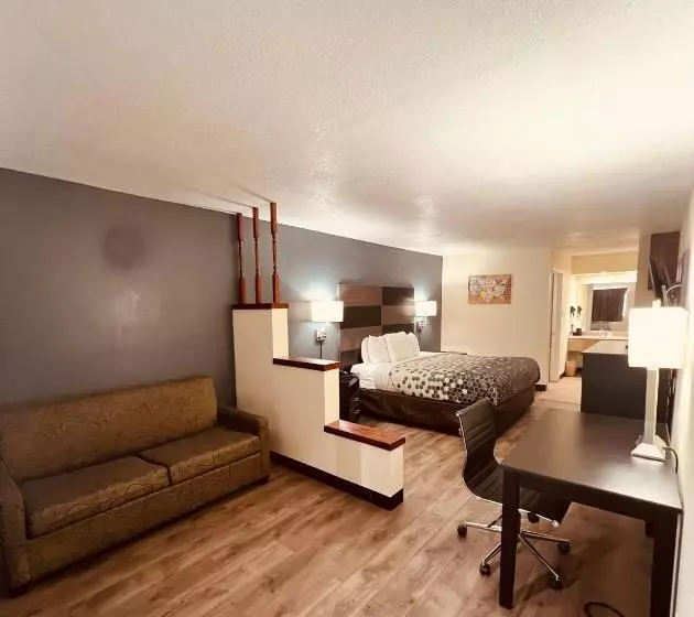 Standard-huone King-vuode, Econo Lodge Inn & Suites Downtown San Antonio Riverwalk Area