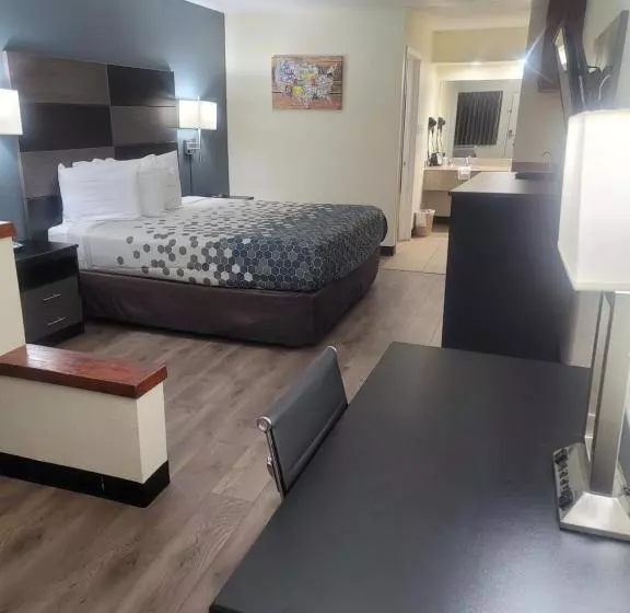Sviitti King-vuode, Econo Lodge Inn & Suites Downtown San Antonio Riverwalk Area