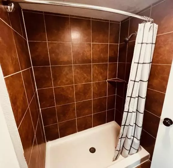 Standard-invahuone King-vuode, Econo Lodge Inn & Suites Downtown San Antonio Riverwalk Area