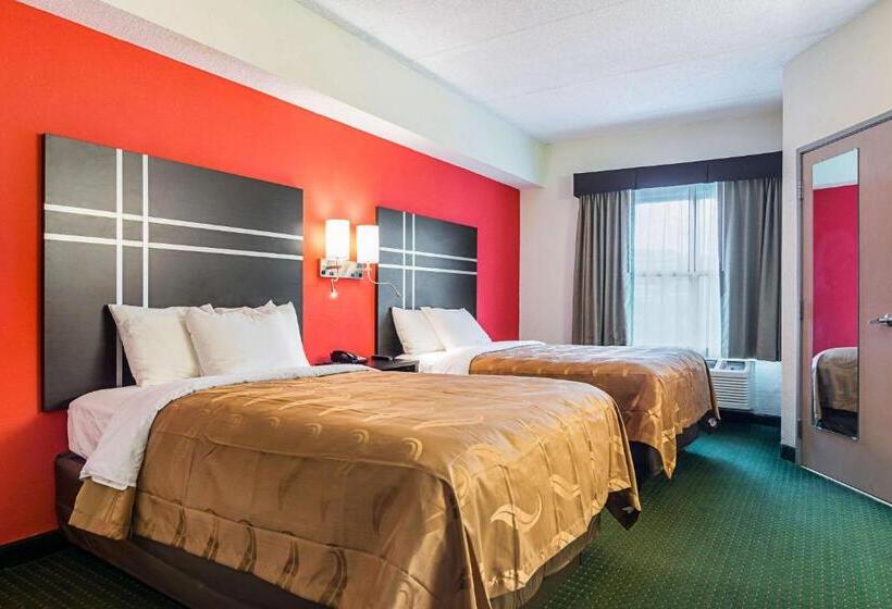 스위트, Quality Suites Atlanta Airport East