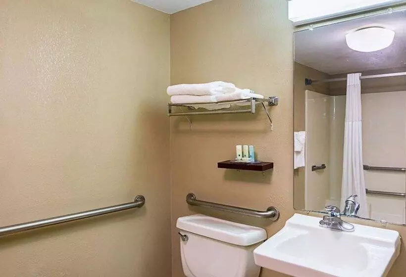 سوئیت برای معلولان, Quality Suites Atlanta Airport East
