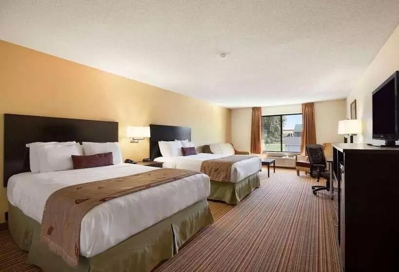 اتاق استاندارد, Ramada By Wyndham Wisconsin Dells I 90