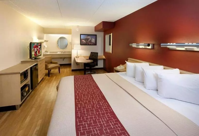 キングサイズベッドのスーペリアルーム, Red Roof Inn Detroit  Warren