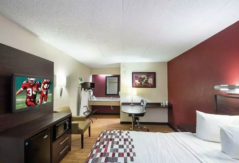 キングサイズベッドのスーペリアルーム, Red Roof Inn Minneapolis   Plymouth   Wayzata