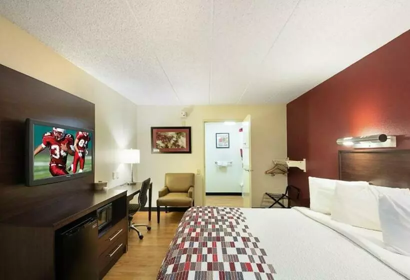 身障者適用キングサイズベッドルーム, Red Roof Inn Minneapolis   Plymouth   Wayzata