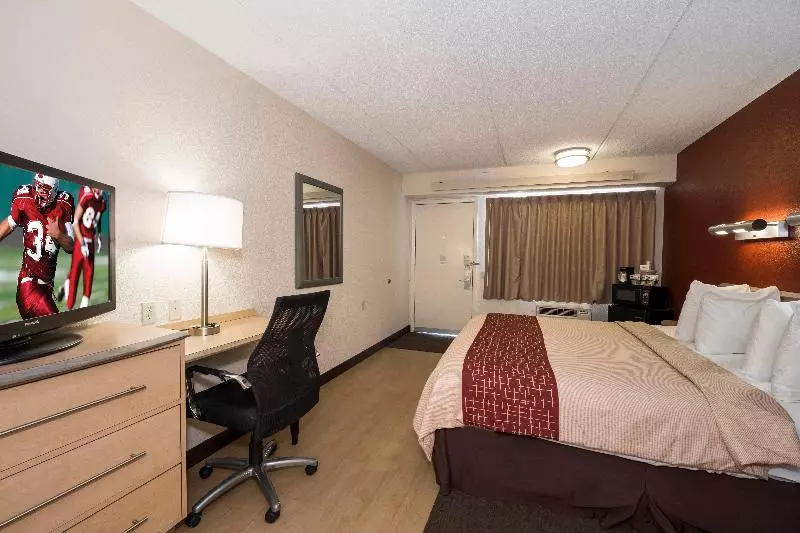 キングサイズベッドのスーペリアルーム, Red Roof Inn West Monroe