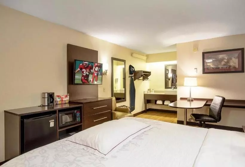 اتاق استاندارد برای معلولان, Red Roof Inn Plus+ Ann Arbor   U Of Michigan North
