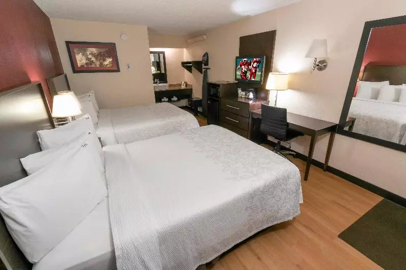 اتاق لوکس, Red Roof Inn Plus+ Ann Arbor   U Of Michigan North