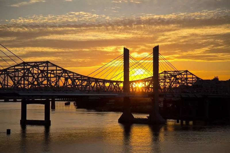 クラブルーム, Sheraton Louisville Riverside