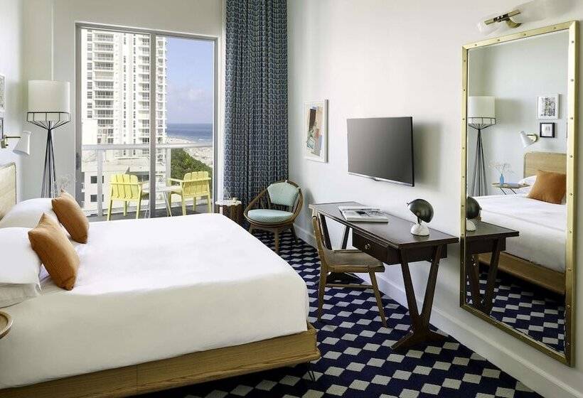 Номер Стандарт Двуспальная Кровать Вид на Море, Andaz Miami Beach, By Hyatt