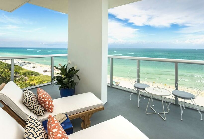 Номер Стандарт Двуспальная Кровать Вид на Море, Andaz Miami Beach, By Hyatt