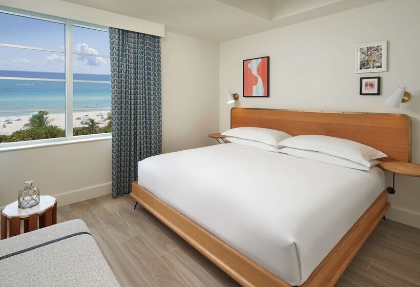 Люкс Deluxe Вид на Море, Andaz Miami Beach, By Hyatt