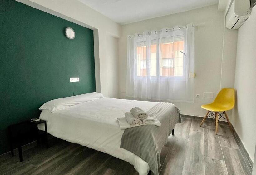 Habitación Estándar, New Click & Room