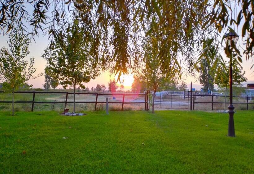 شقة غرفتين, La Posada Hípica