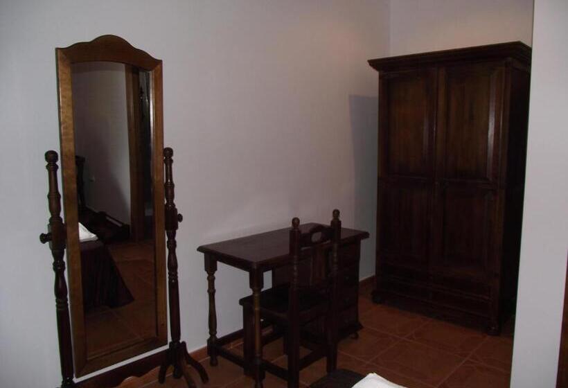 غرفة قياسية, La Posada Hípica