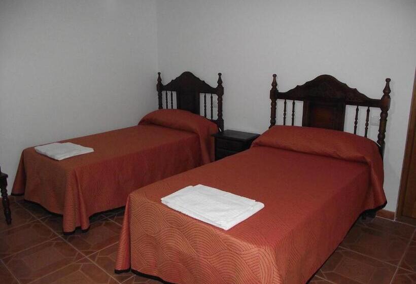 غرفة قياسية, La Posada Hípica