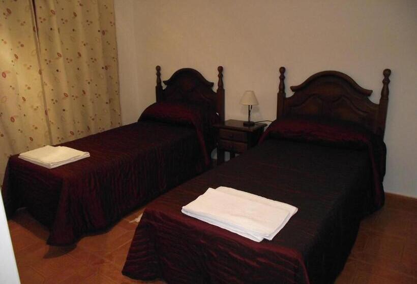 غرفة قياسية, La Posada Hípica