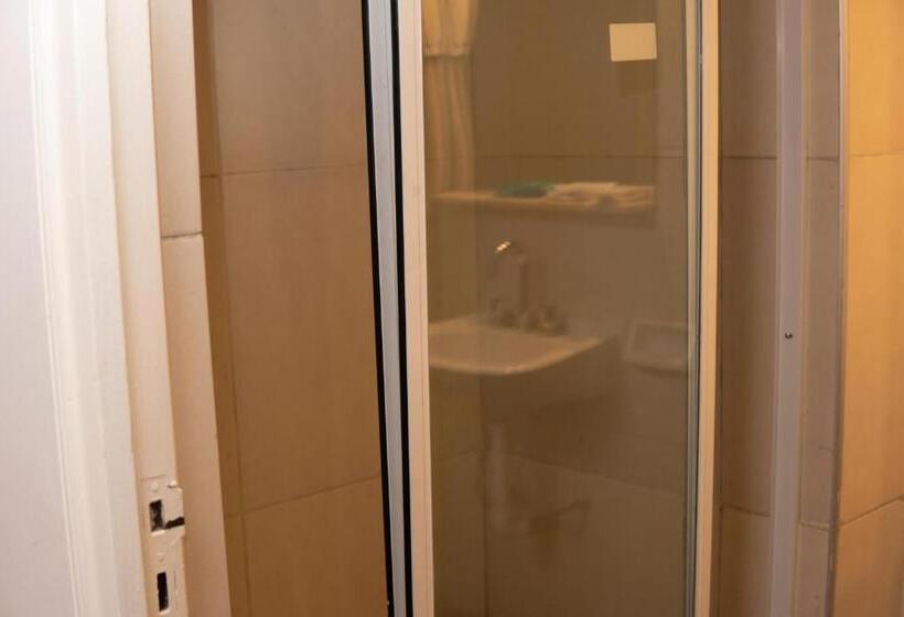 4인용 스탠다드 룸, Garden