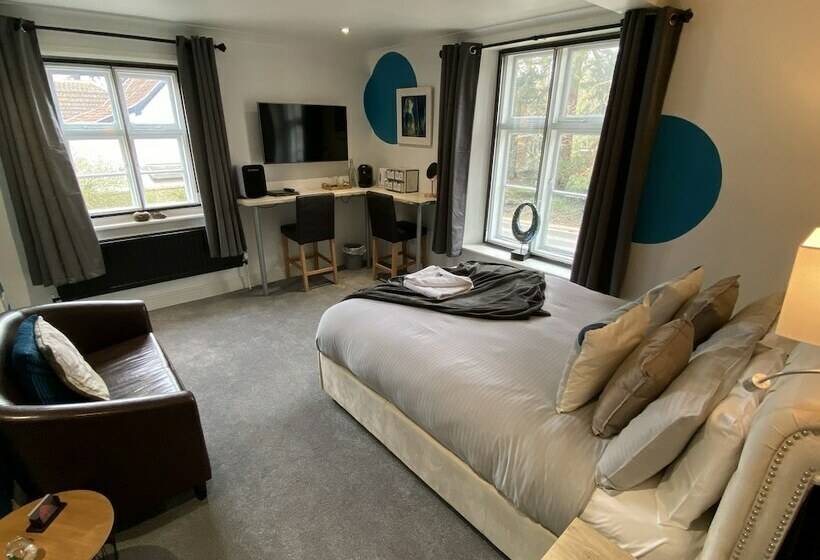 Номер Стандарт, Copperbeech B&b