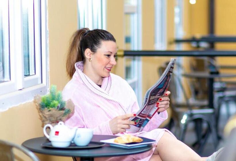 غرفة قياسية مزوَّدة بشُرفة, Timeout Heritage Hotel Zagreb