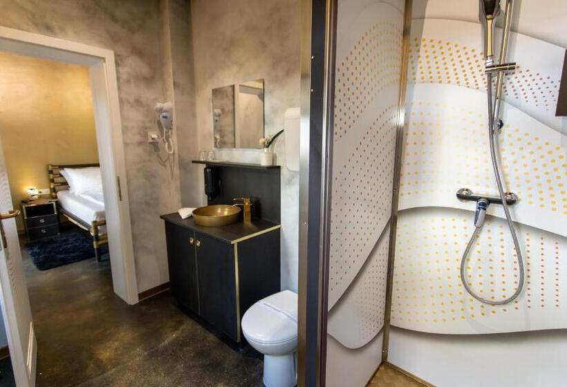اتاق استاندارد با بالکن, Timeout Heritage Hotel Zagreb