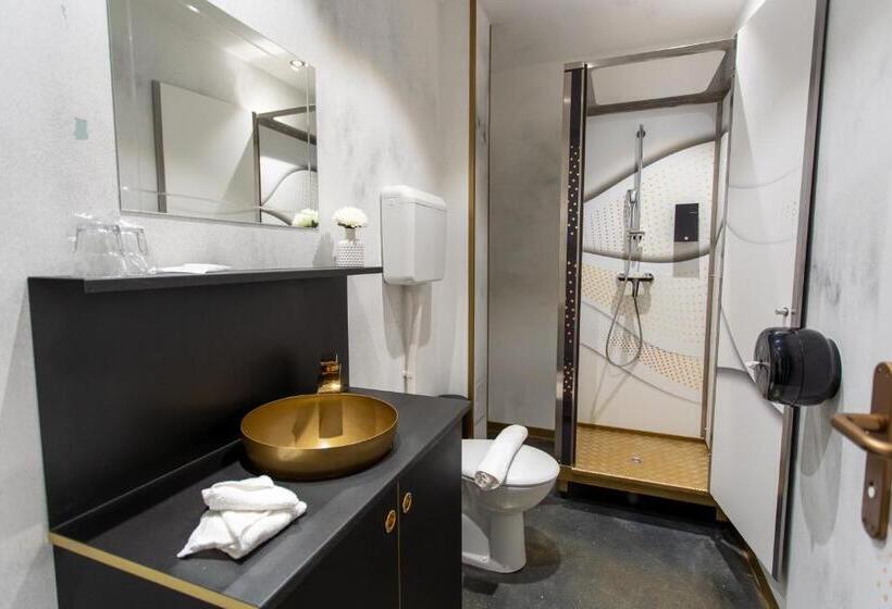 اتاق استاندارد با چشم‌انداز باغ, Timeout Heritage Hotel Zagreb