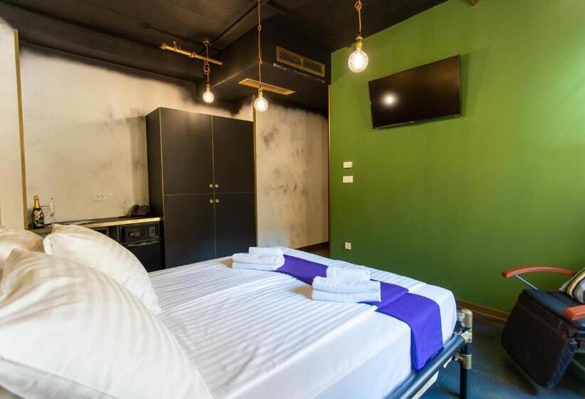 غرفة قياسية مطلّة علي الحديقة, Timeout Heritage Hotel Zagreb