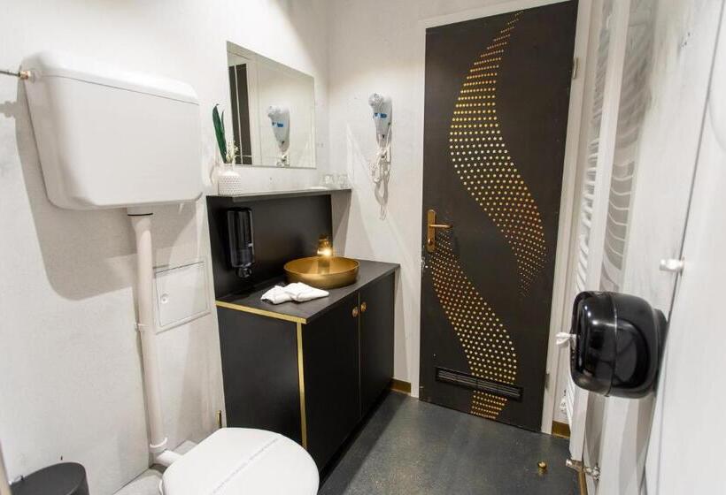 غرفة قياسية مطلّة علي الحديقة, Timeout Heritage Hotel Zagreb