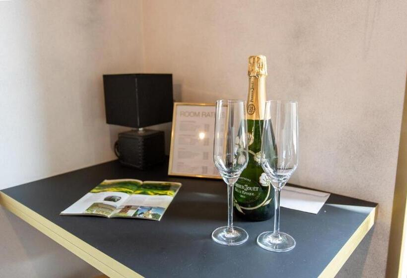 غرفة عائلية, Timeout Heritage Hotel Zagreb