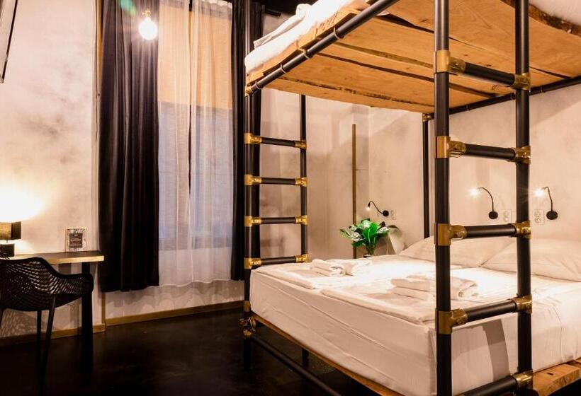 اتاق خانوادگی, Timeout Heritage Hotel Zagreb