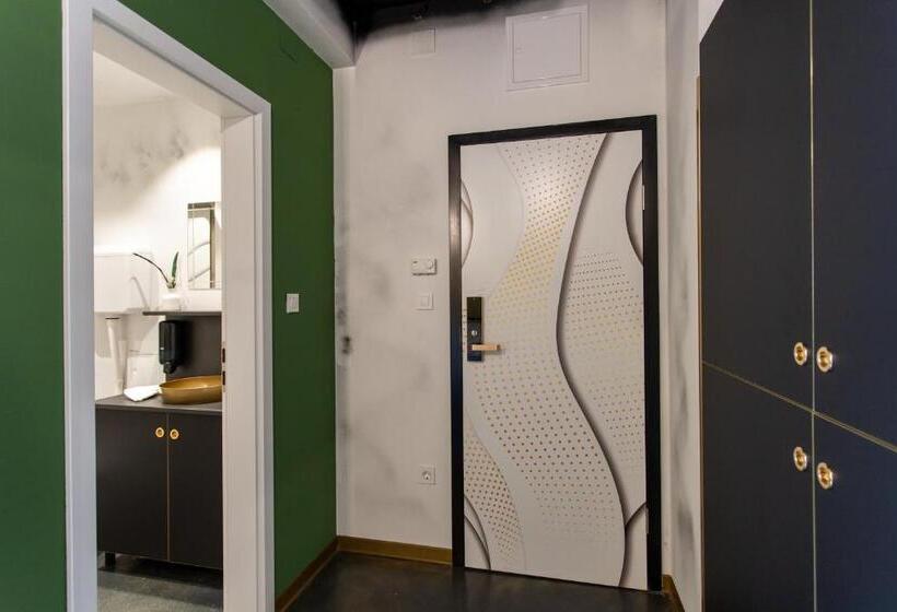 غرفة ديلوكس مطلة على المدينة, Timeout Heritage Hotel Zagreb