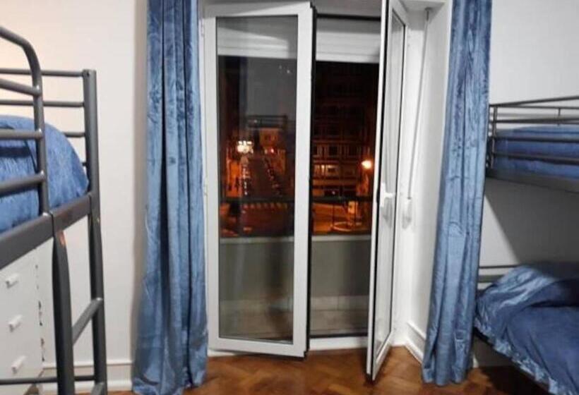 اتاق استاندارد چهارنفره با سرویس بهداشتی مشترک, Ameli Rooms