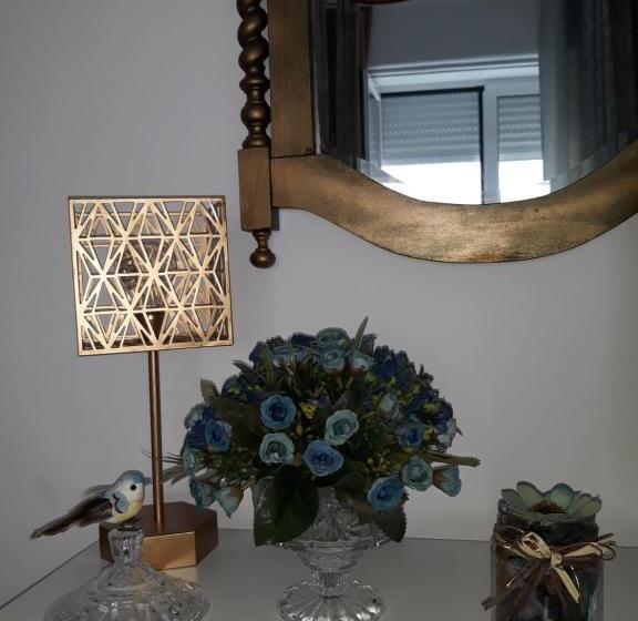 اتاق استاندارد با سرویس بهداشتی مشترک, Ameli Rooms