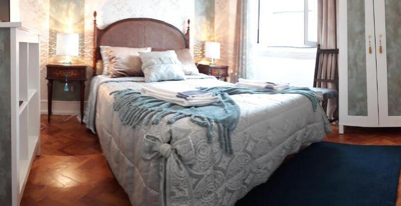 اتاق استاندارد با سرویس بهداشتی مشترک, Ameli Rooms