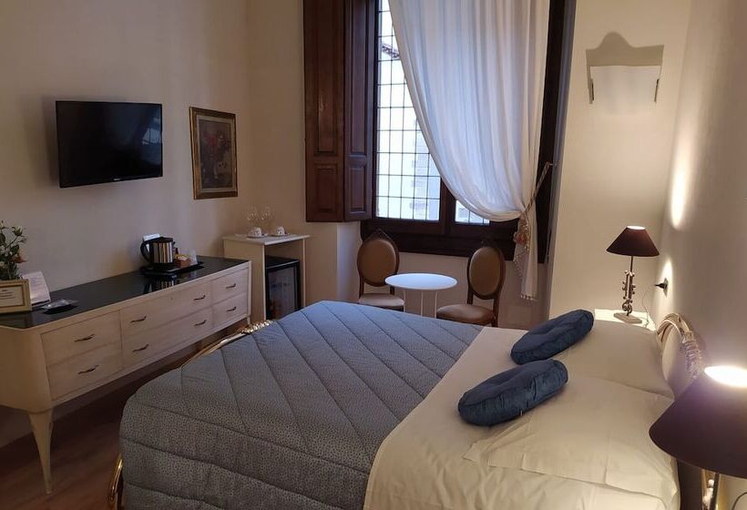 اتاق لوکس, Lady Luna B&b