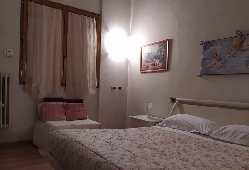 اتاق سوپریور, Lady Luna B&b