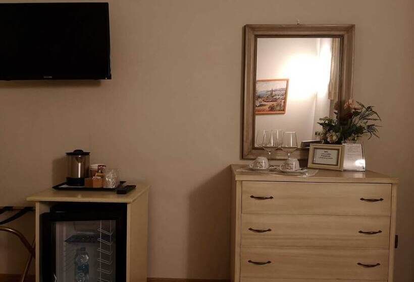 اتاق سوپریور, Lady Luna B&b