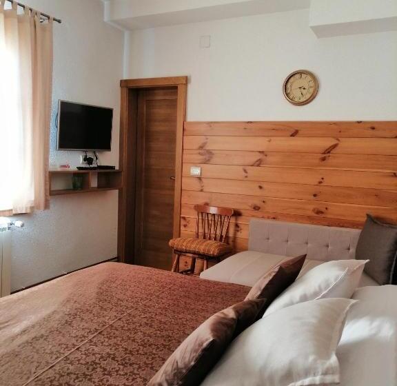 اتاق استاندارد, Princess Nina Kolašin