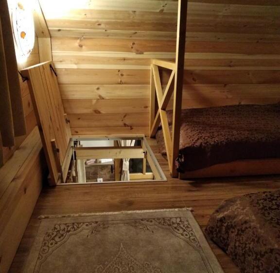 سوییت خانوادگی, Princess Nina Kolašin