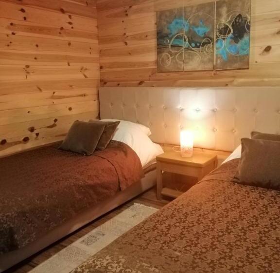 سوییت خانوادگی, Princess Nina Kolašin