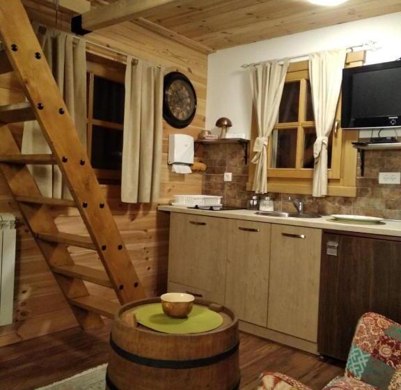 سوییت خانوادگی, Princess Nina Kolašin