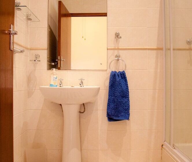 スタンダードルーム, Riverfront Homestay