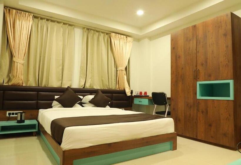 Номер Superior, The Grand Shaurya