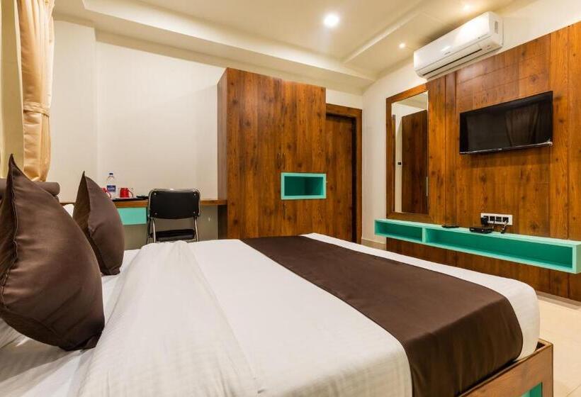 Номер Superior, The Grand Shaurya