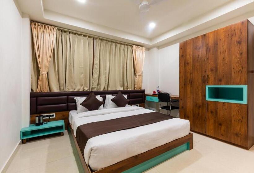 Номер Superior, The Grand Shaurya