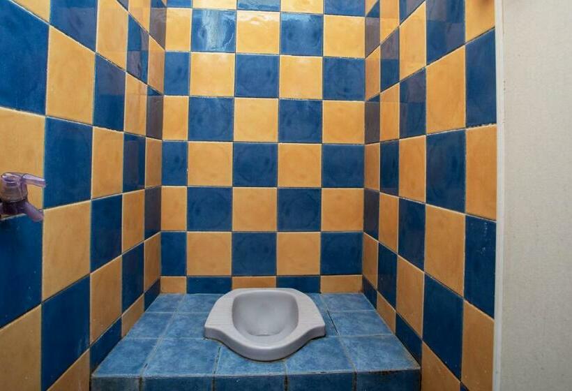 Номер Стандарт, Spot On 2697 Homy House